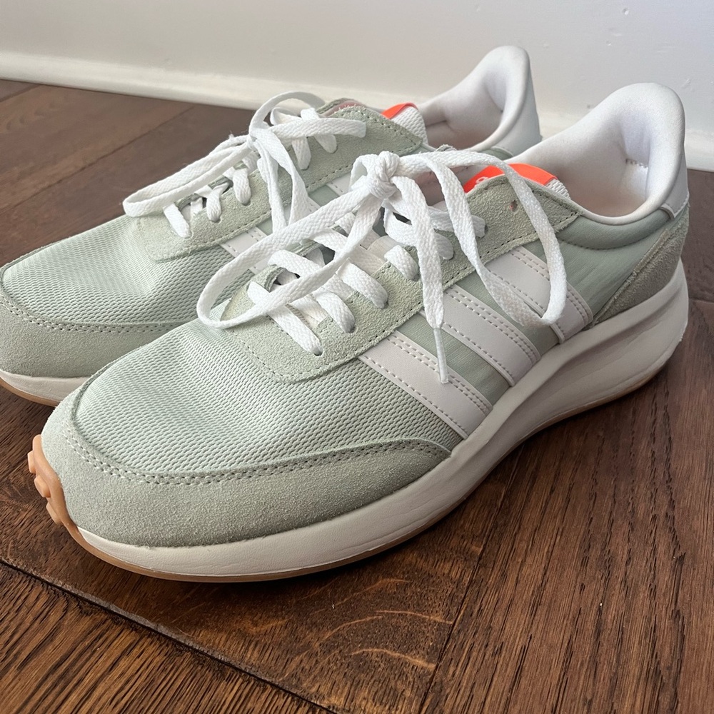 Adidas Women's Run 70s Retro Running Shoes Sneakers Mint Green Pastel Spring 10